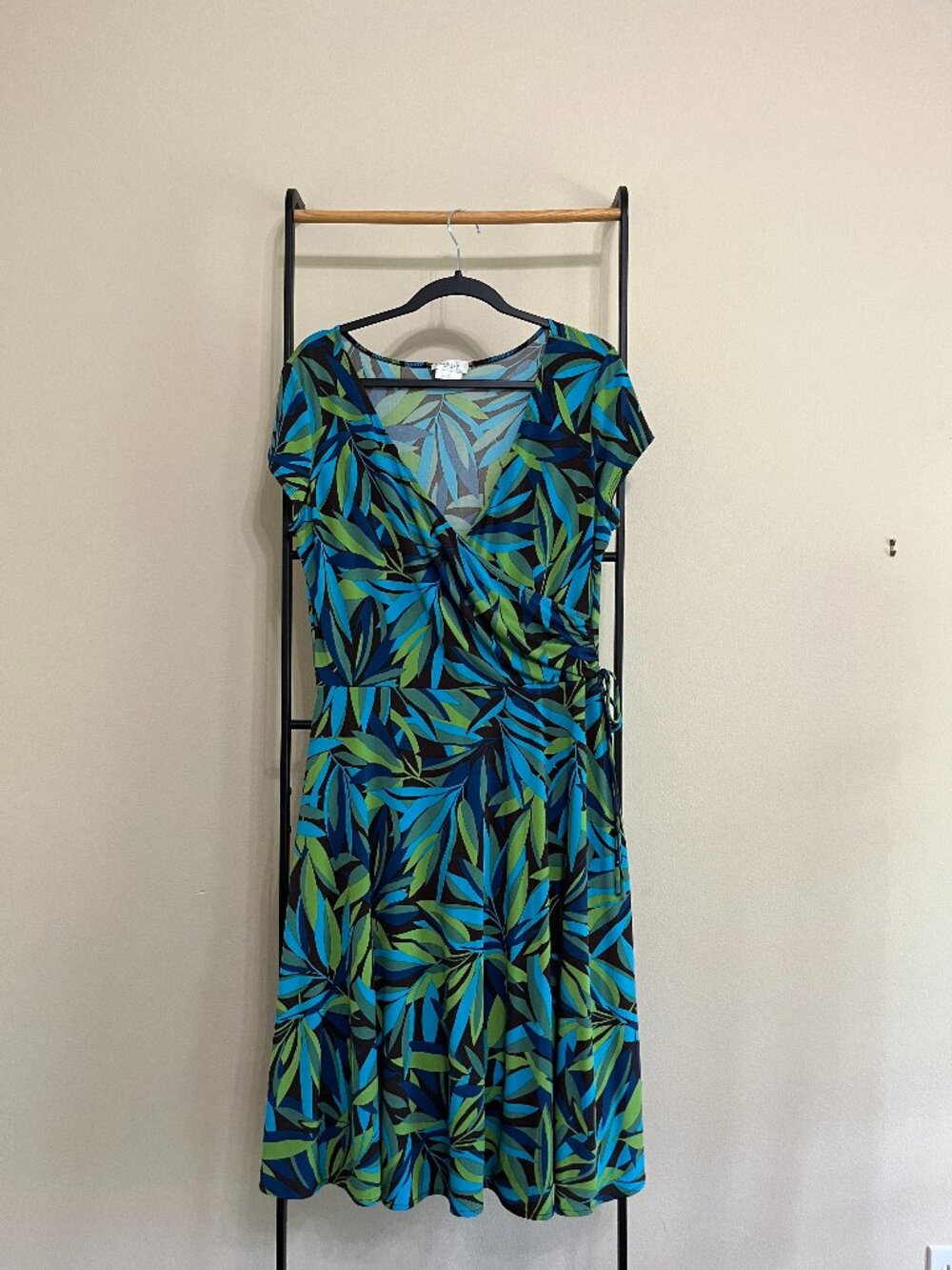 Van Heusen Tropical Palm Print Faux Wrap Dress Size 14 Resortwear Summer